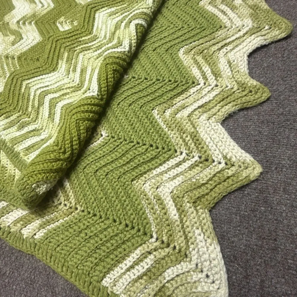 White vtg afghan